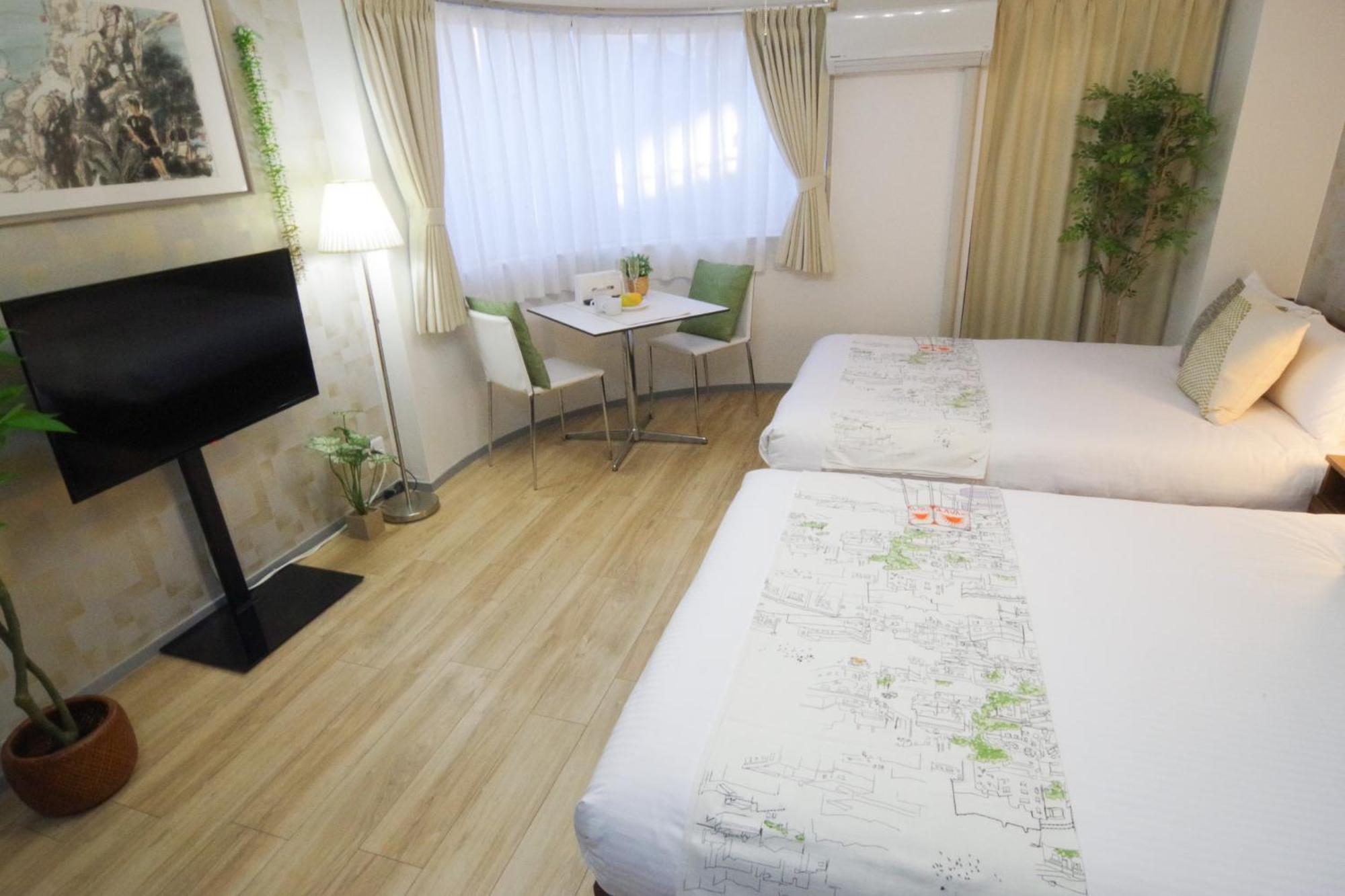 Nippombashi Art Hotel 402 Osaka Exterior photo